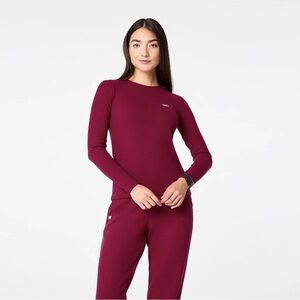 BRAND NEW Figs S Off-Shift Waffle Crew Crewneck Top (Deep Cranberry)